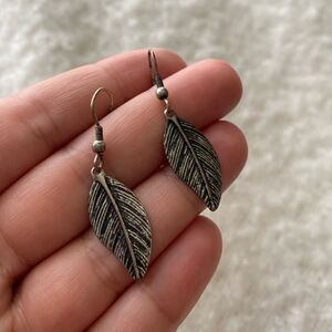 Small silver leaf earrings